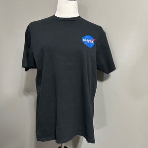 Chemistry, NASA, short sleeve T-shirt, world flags on back‎